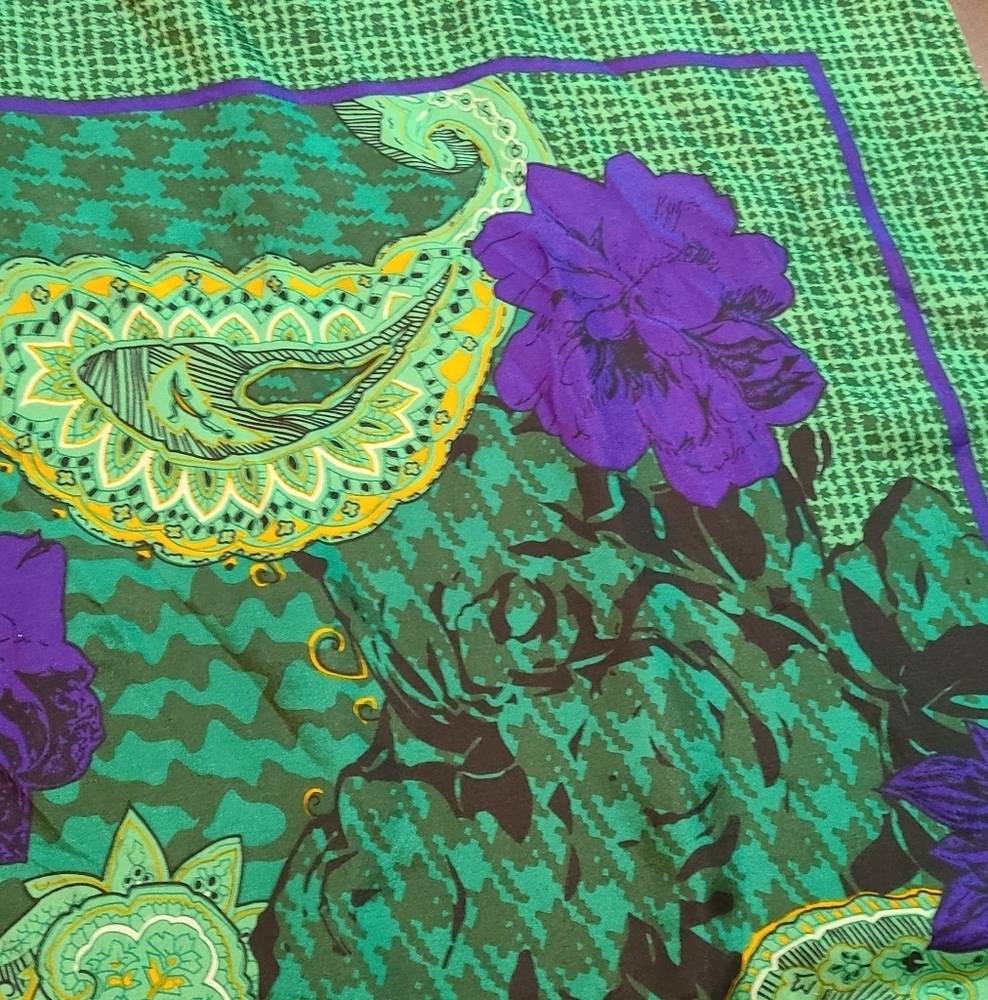 Christian Dior Autumn Green Hues Violet Floral Paisley Silk Scarf - Picture 3 of 11